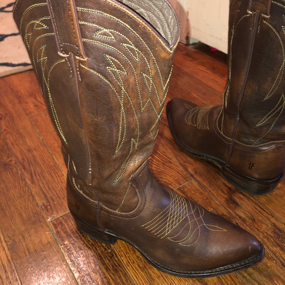 Boots - Picture 5 of 5